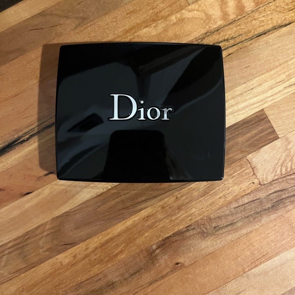 NWT Dior Eyeshadow Palette - Pink, Brown, Tan - Picture 3 of 9